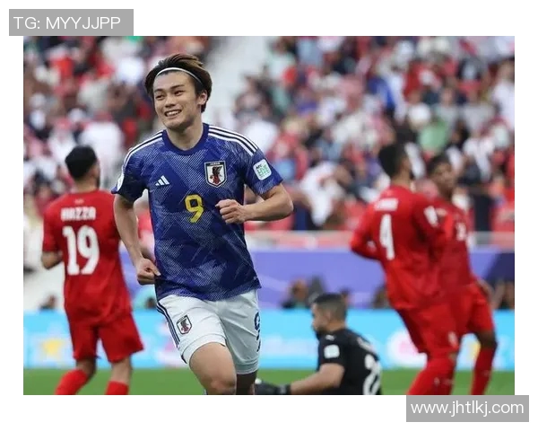 日本足球球星的日常生活与赛场之外的独特魅力解析